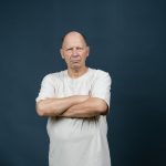 Sifat Dominan dalam Kehidupan Sosial: Antara Kepemimpinan dan Pengendalian Diri