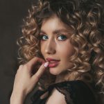 Rahasia Perawatan Rambut Curly supaya Ikal Senantiasa Sehat serta Menawan